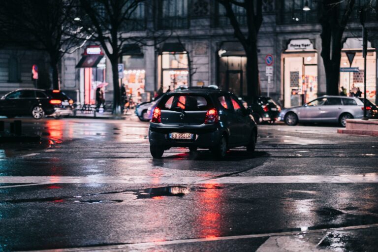 Suing for Negligence After a Car Crash: What Injured Drivers Should Know